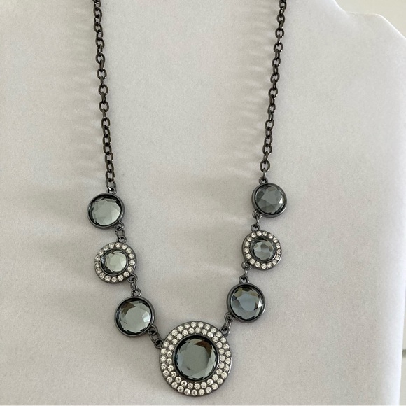 NWT Black Chain Smoky Stone Rhinestone Necklace - Picture 2 of 11
